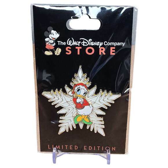 Disney Store Limited Edition Daisy Duck Snowflake Pin - NEW
